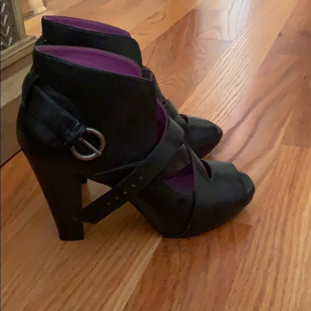 Madden Girl ankle boots